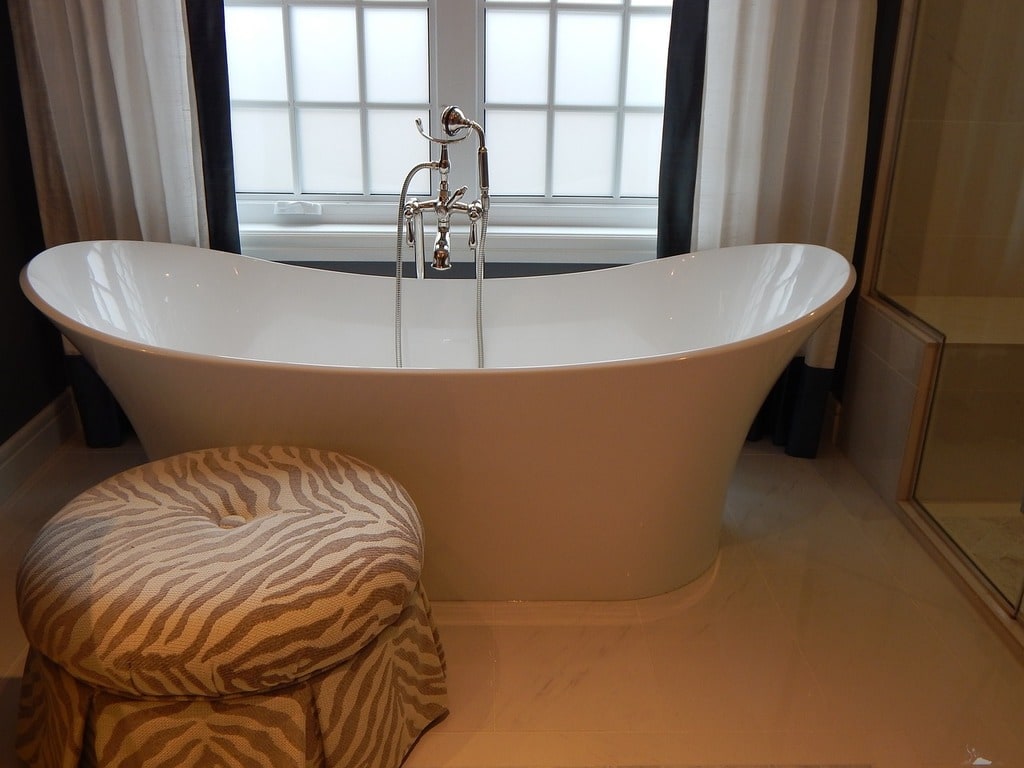 Créer une ambiance spa dans une salle de bain